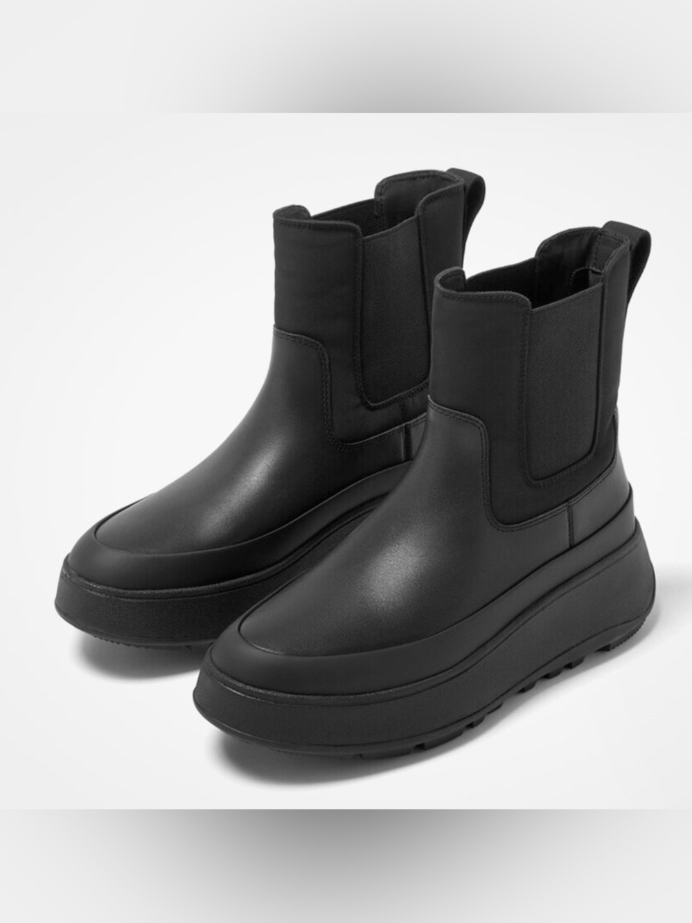 FitFlop F-Mode Water-Resistant Womens Leather Pull-On Chelsea Boots